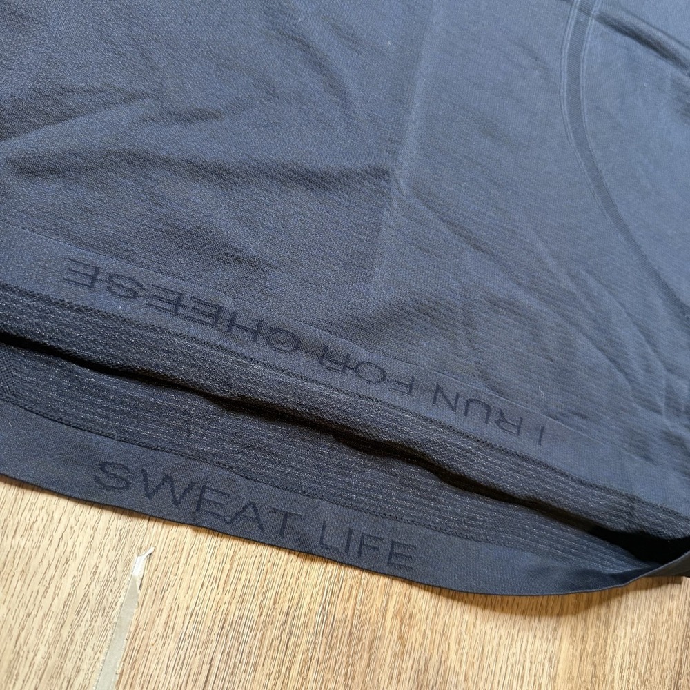 Lululemon Swiftly Tech LS Crew Size 10 Fleur De Lis Shoulder Black Mesh Athletic - Picture 5 of 7